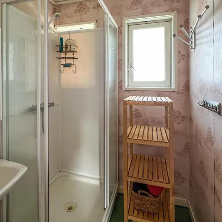 3 Bedroom Beautiful In Σπίτι διακοπών Borhaug
