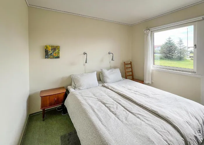 Feriehus 3 Bedroom Beautiful In *